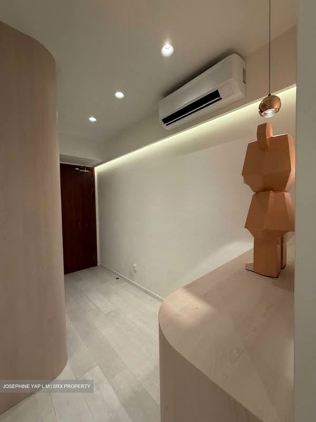 La Casa (D25), Condominium #584775061